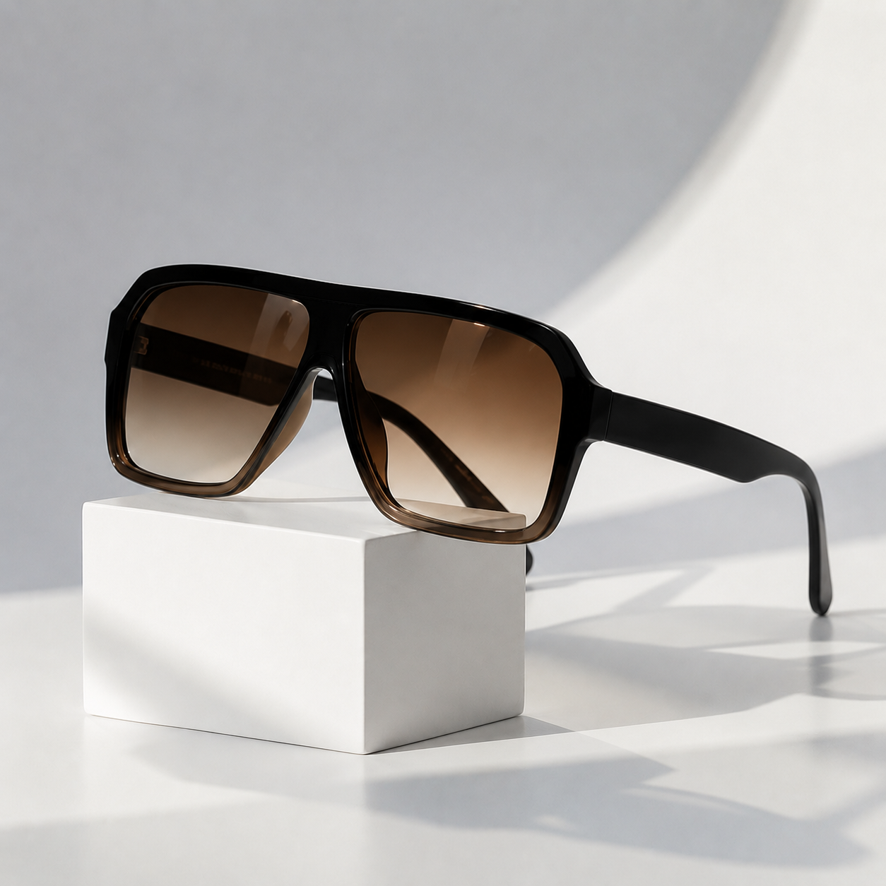 Valentino - Retro Sunglasses