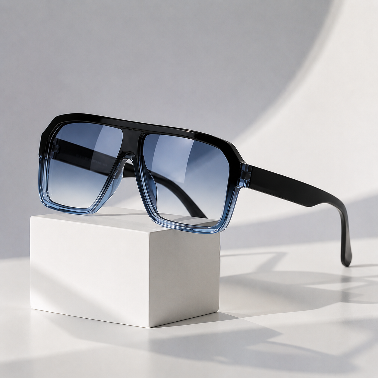 Valentino - Retro Sunglasses